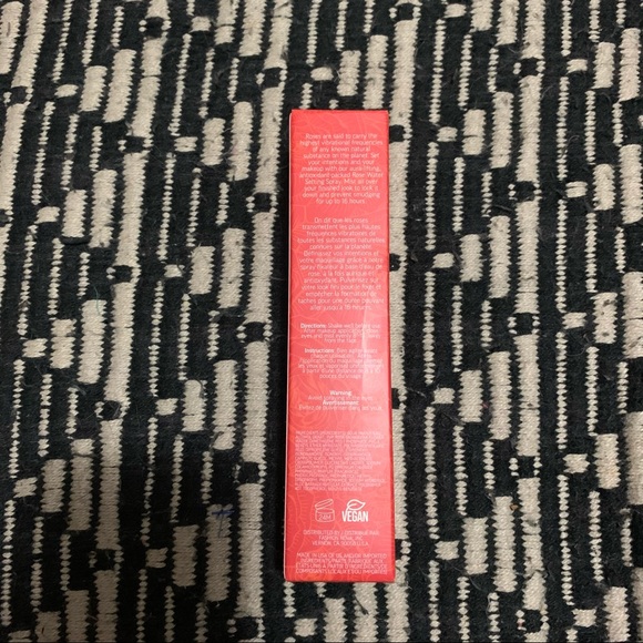 New Maven Beauty rose water makeup setting spray - Picture 3 of 4